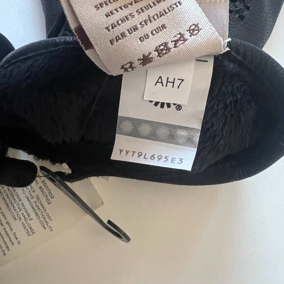 UGG Men’s Leather Touchscreen Gloves Black XL - Picture 6 of 7